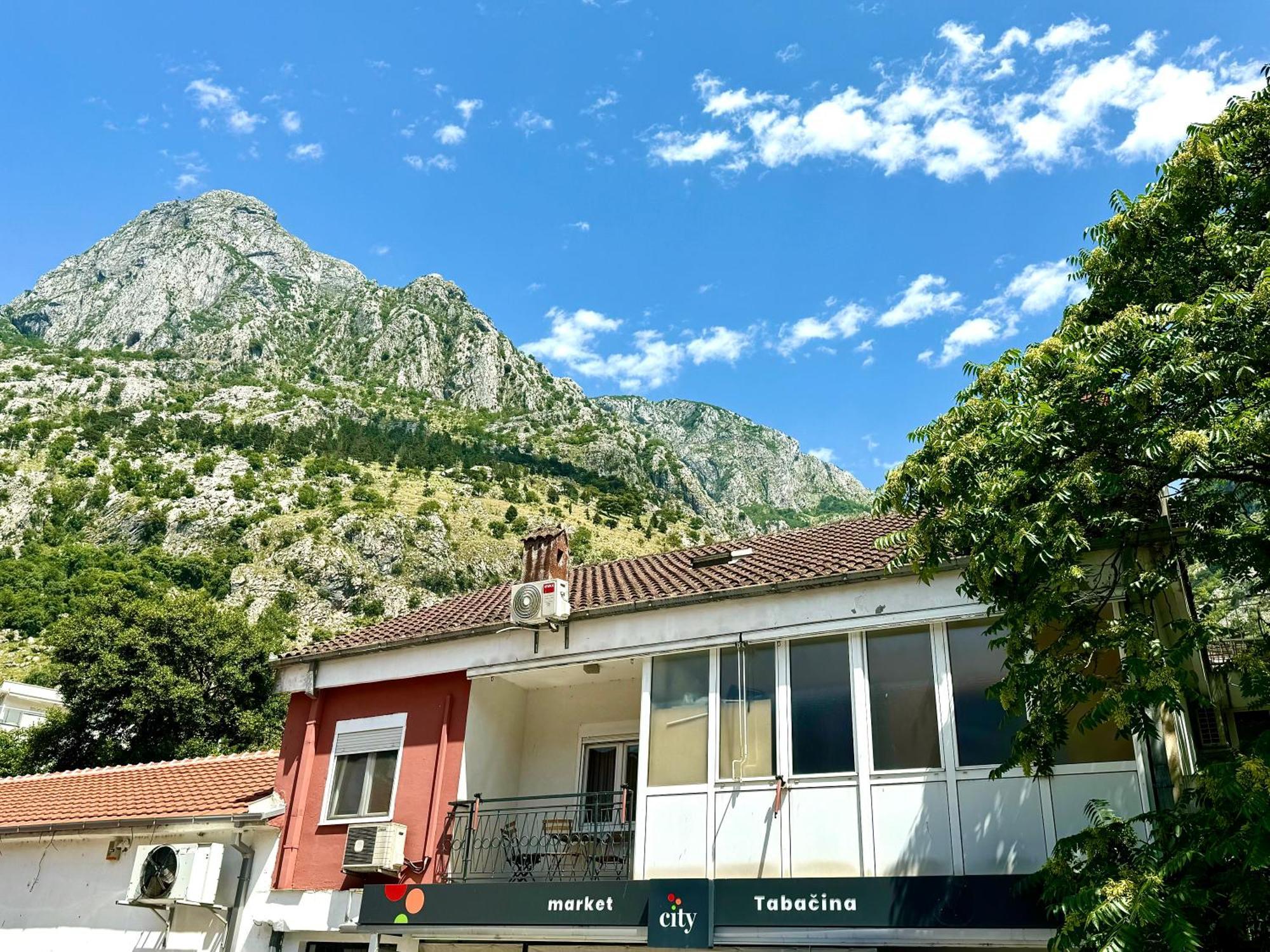 Kotorhostelito Εξωτερικό φωτογραφία