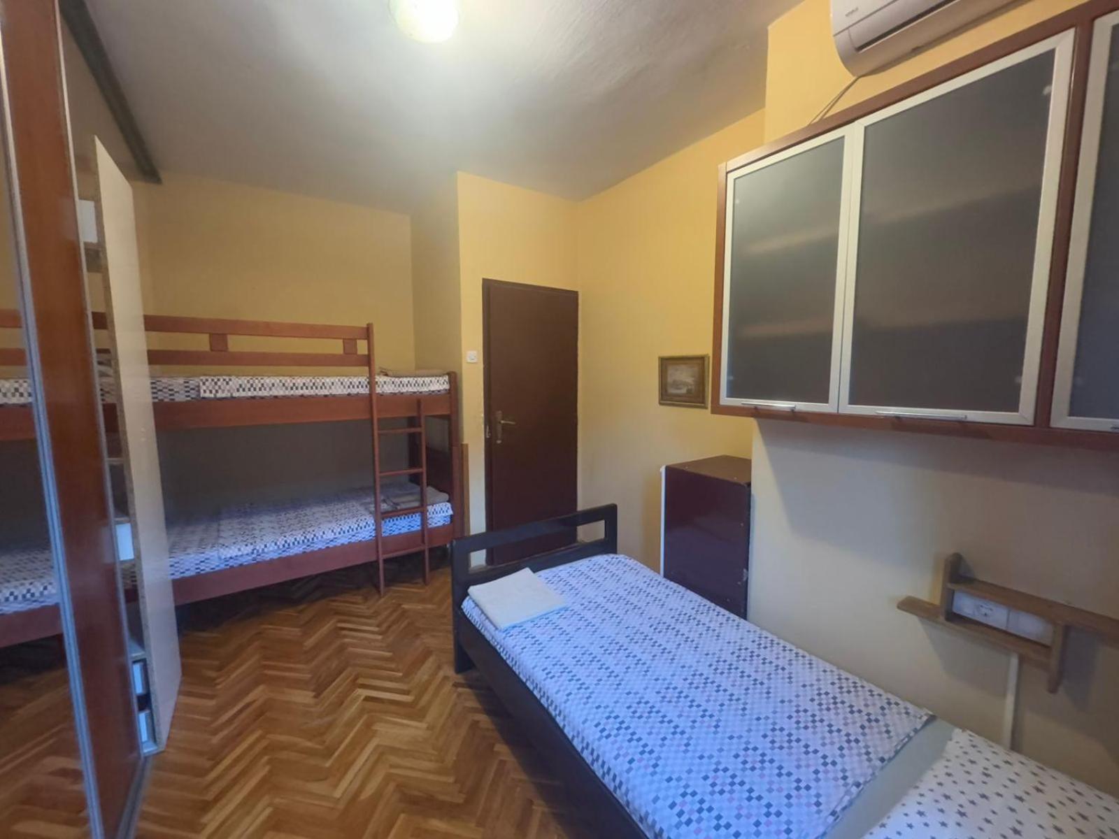 Kotorhostelito Εξωτερικό φωτογραφία