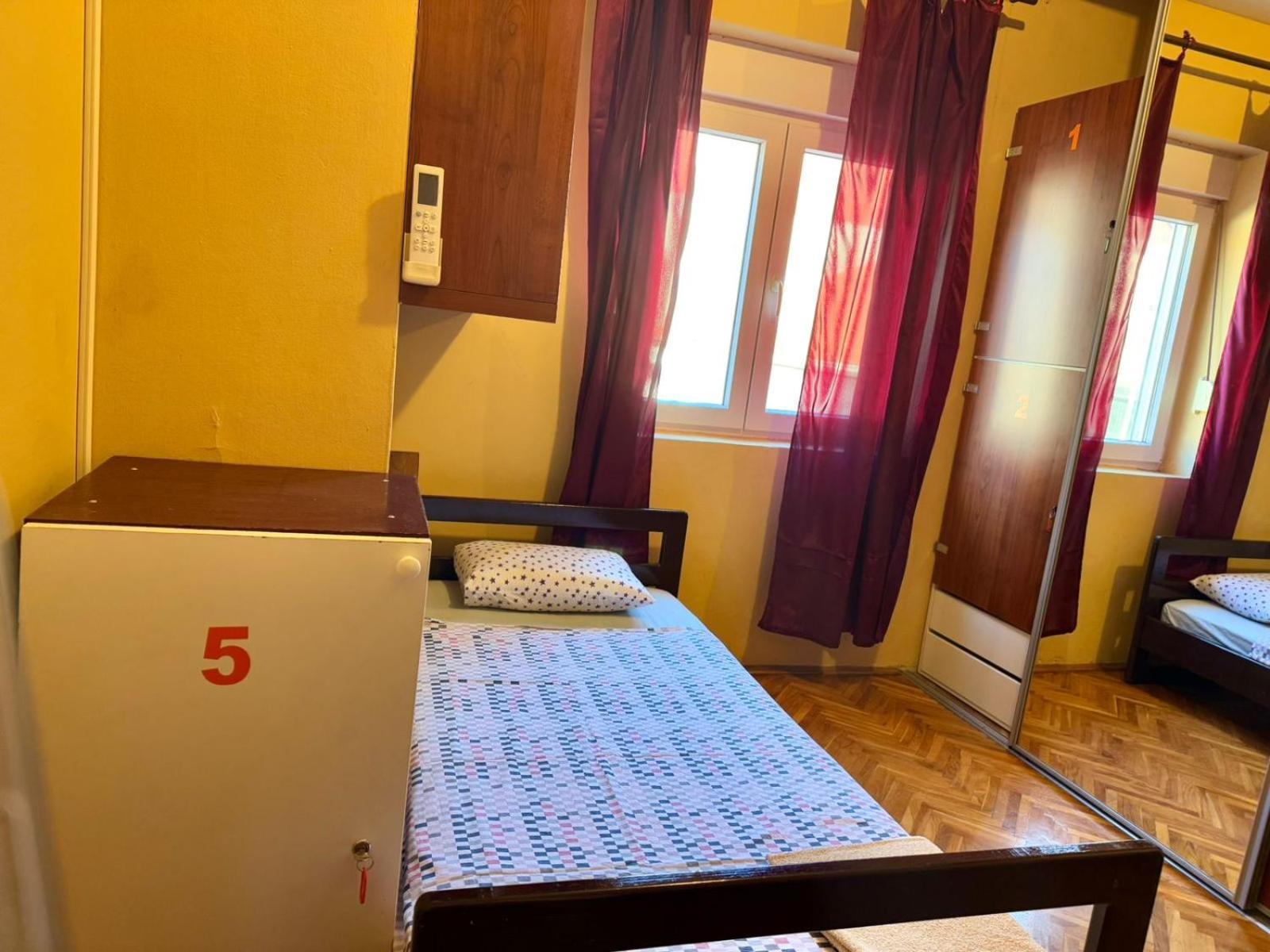 Kotorhostelito Εξωτερικό φωτογραφία
